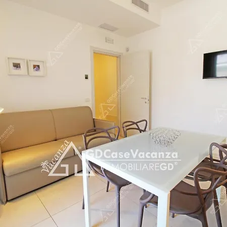 Apartment Gd - Con Piscina Thalassa -