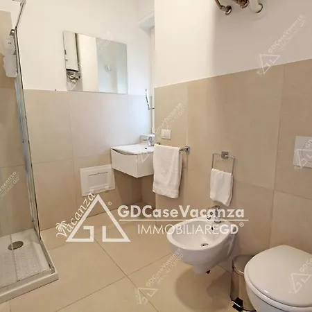 Gd - Con Piscina Thalassa - *